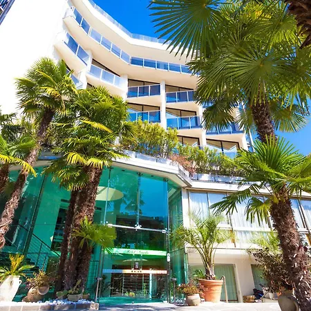 Hotel Bristol